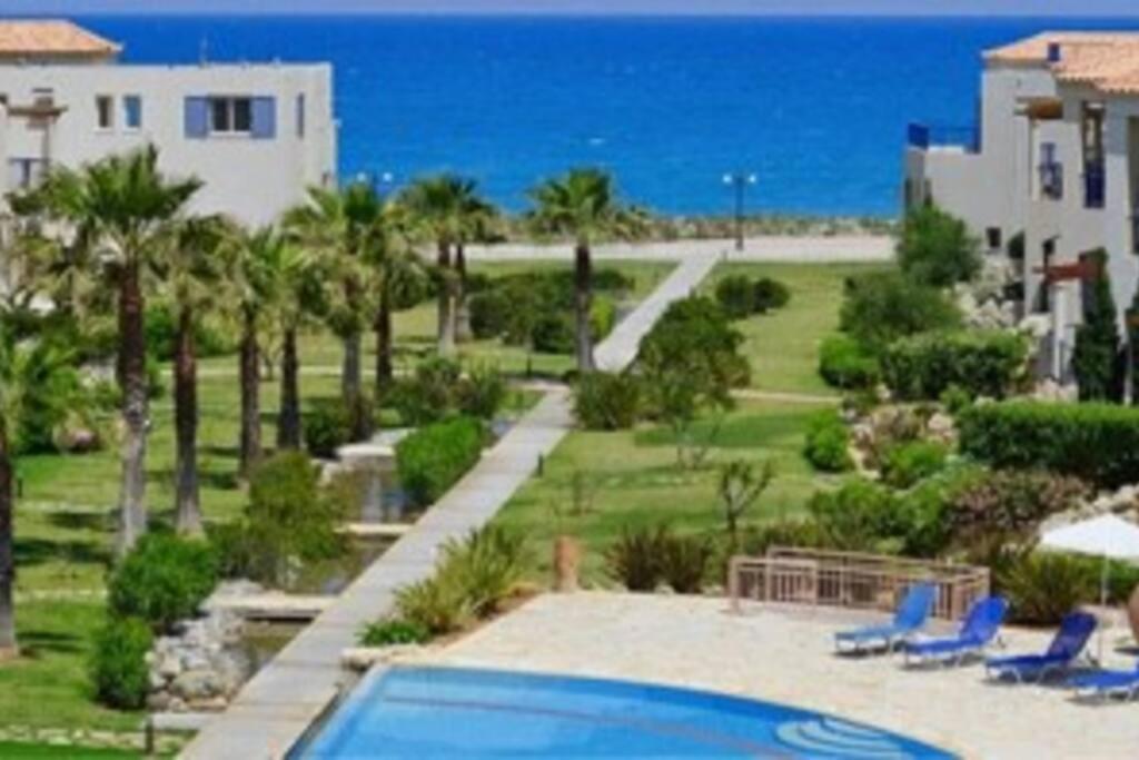 Odyssey Beach Front Apartment Chania  Exterior foto
